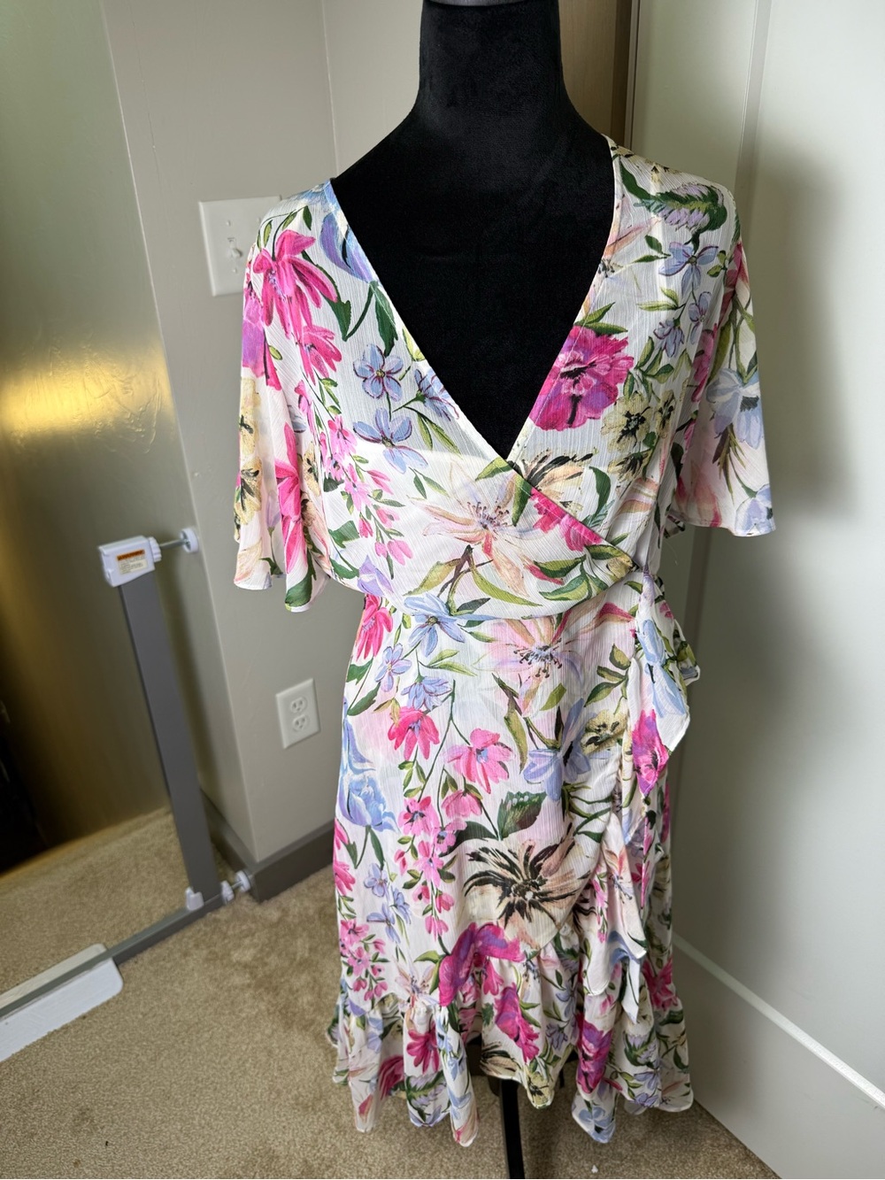 Calvin Klein Faux Wrap Front Ruffle Sleeve Pink Floral Midi Flowy Dress Lined 8